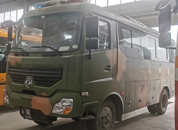 國六東風23座四驅森林消防運兵車、四驅越野客車報價及圖片