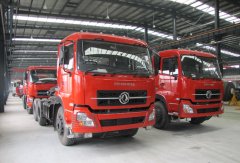 東風右舵車輛大盤點，東風右舵牽引車圖片