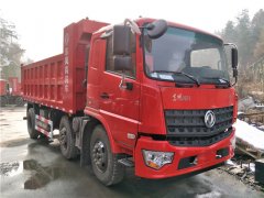 東風專底小三軸自卸車，輕量化東風拓行前四后四自卸車