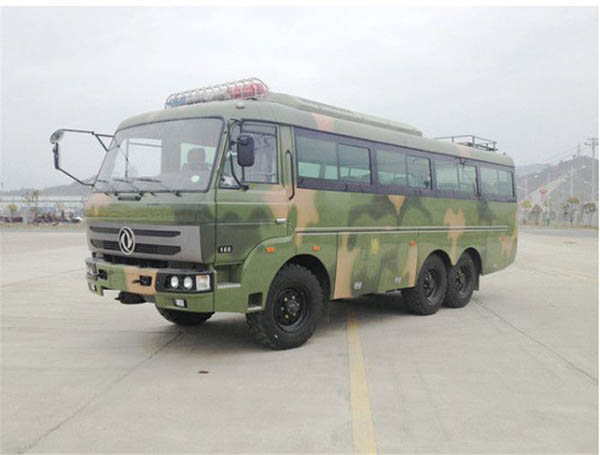 東風EQ6820ZTV六驅越野客車